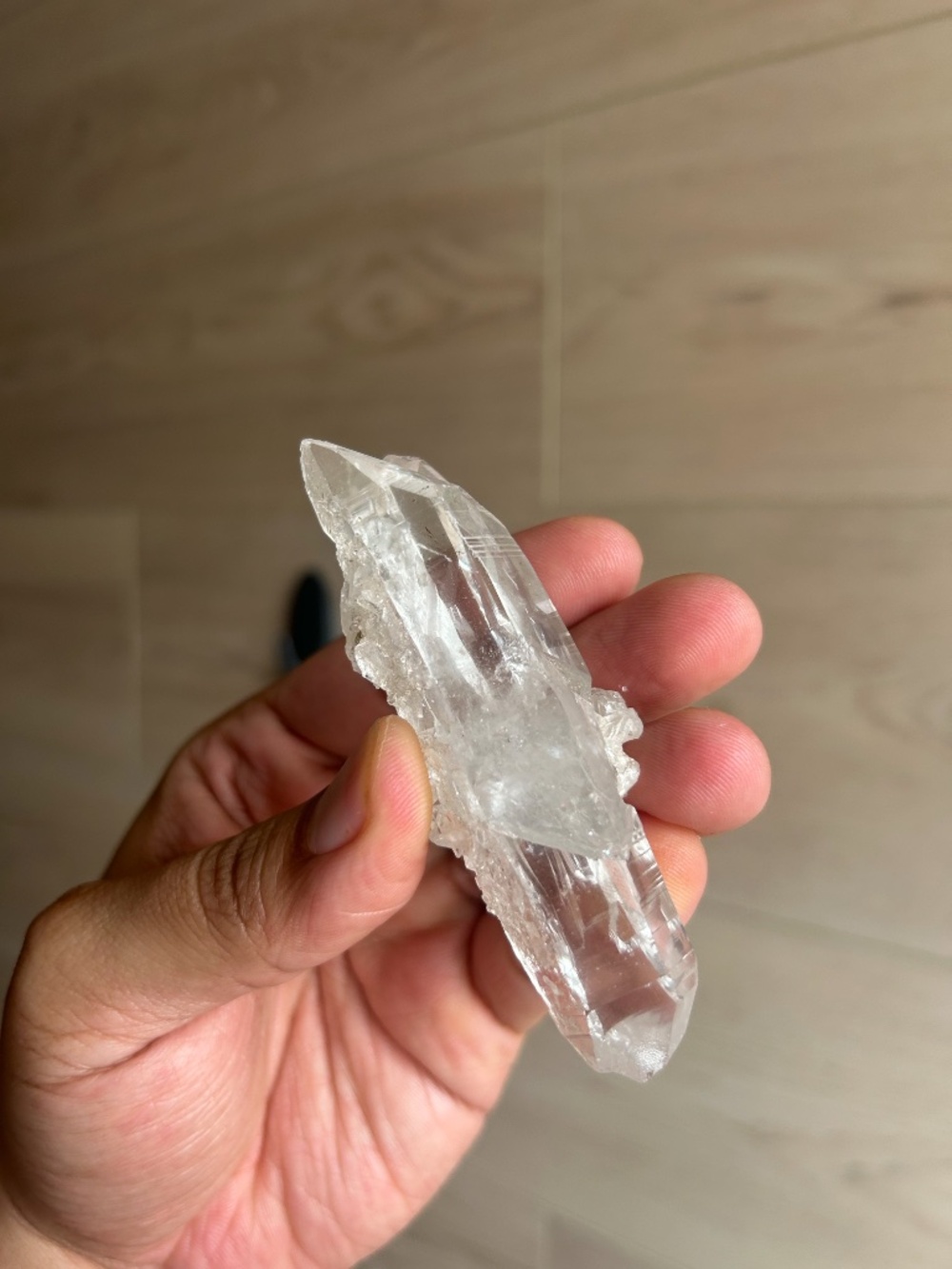 Natural Clear Quartz Twin Crystal Cluster Specimen 88g - Picture 4 of 6